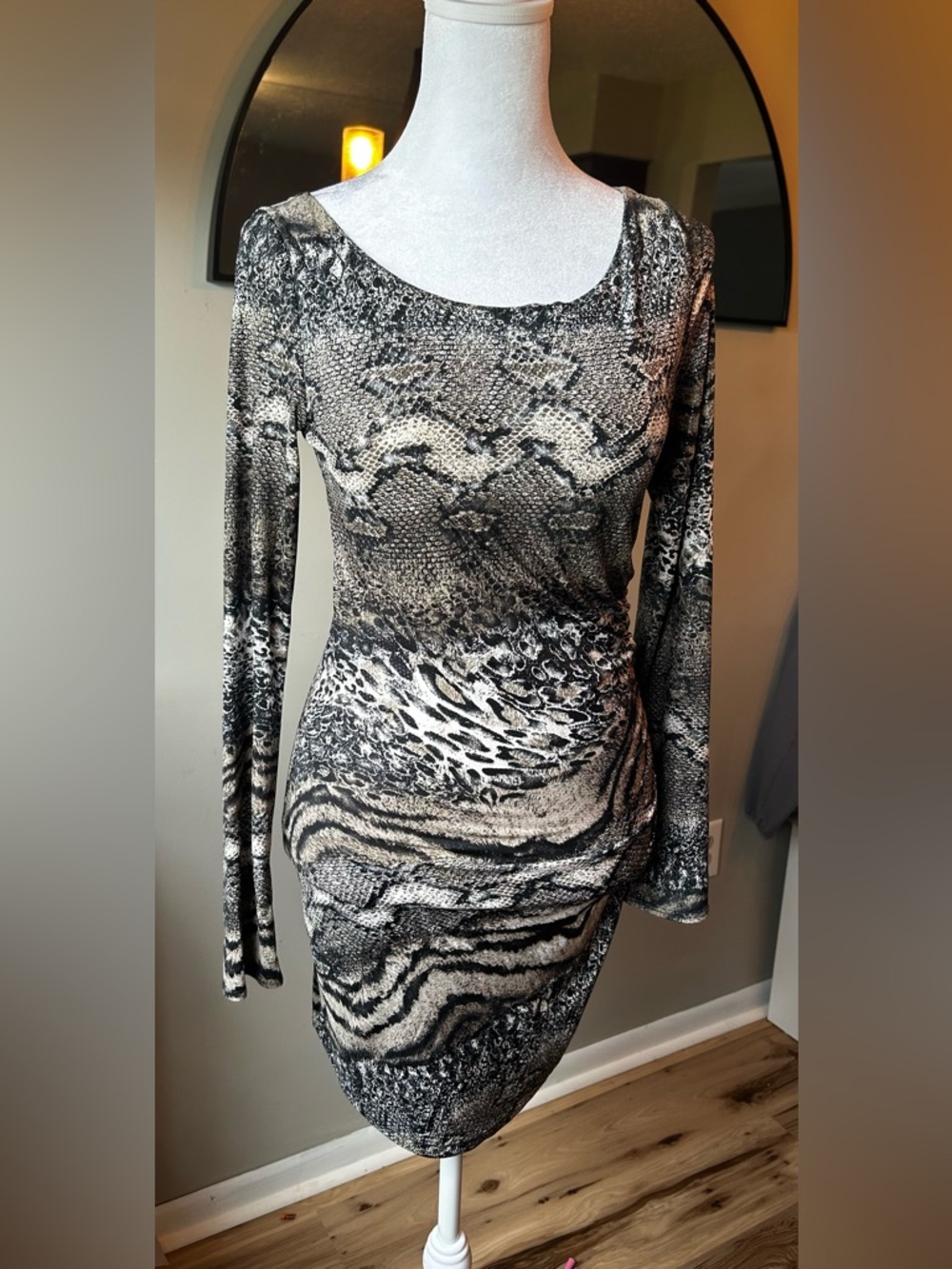 Vtg 90s Snakeskin Long Sleeve Bodycon Dress size S